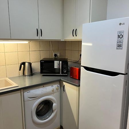 Apartment In Residential Complex With Pool Klorakas エクステリア 写真